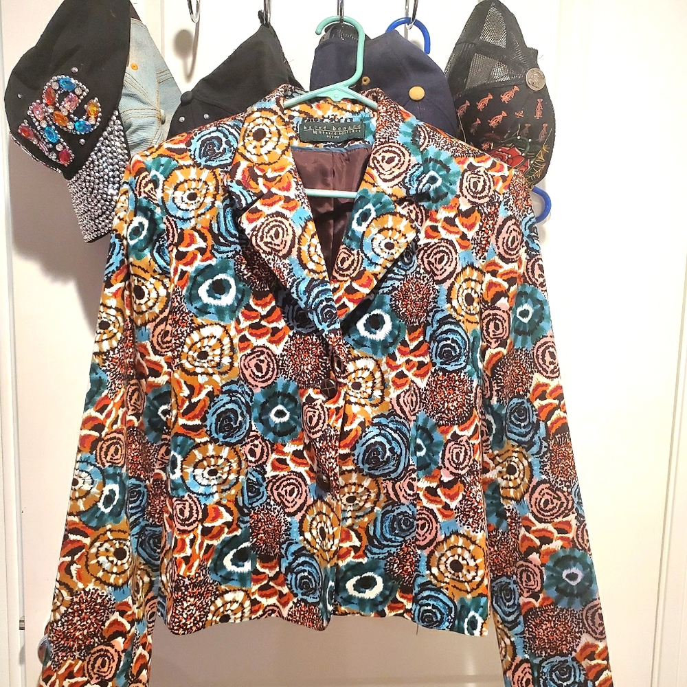 Super cute Nordy Jacket w/teal,rust